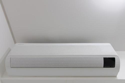 a white microwave oven sitting on top of a counter at 0809 - Sofisticação e Conforto em um Só Lugar in Guarulhos