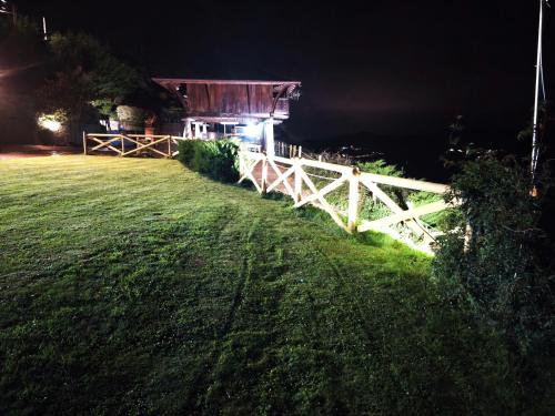 Taman di luar Alborada del Eo