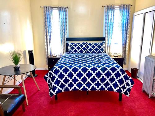 Galería fotográfica de 3 Bedroom Apt in Queens, very close to NYC ! en East Elmhurst