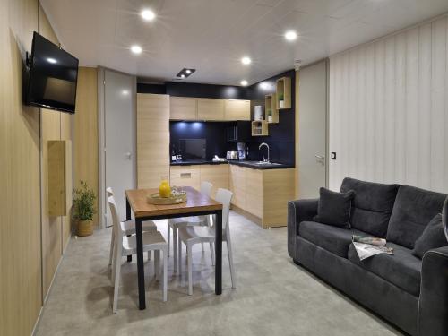 Chalet in Propriano near Sandy Beaches