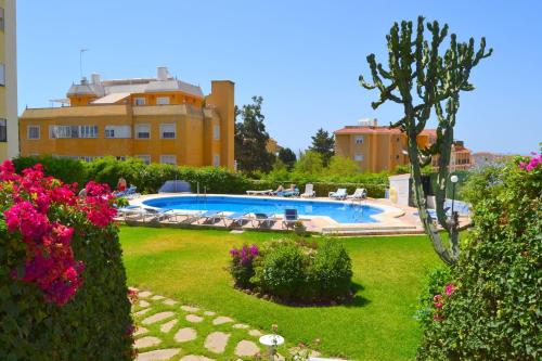 Gallery image of Los Horizontes No70 in Benalm&aacute;dena