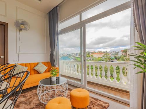 Balkón nebo terasa v ubytování Căn hộ 2 phòng ngủ view đẹp gần trung tâm