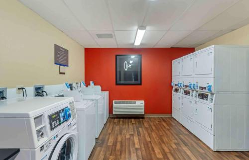 Φωτογραφία από το άλμπουμ του Extended Stay America Select Suites - Chicago - O'Hare σε Rosemont