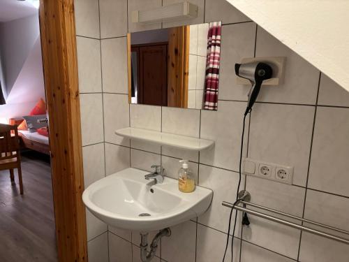 Koupelna v ubytování Waldhaus Lahnstein