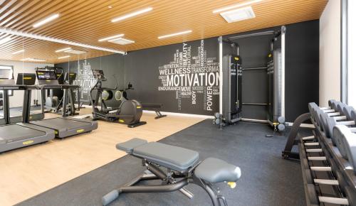 Jade Tower - 2-Bedroom Coastal Luxury Apartment in Fuengirola