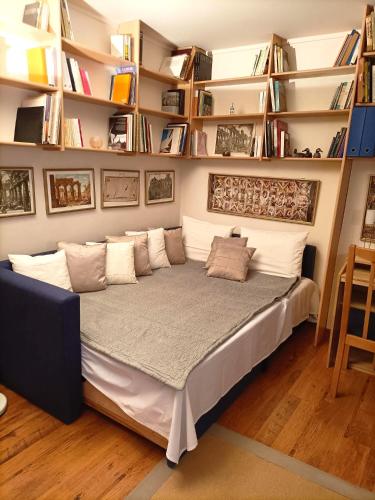 Romantic garden studio