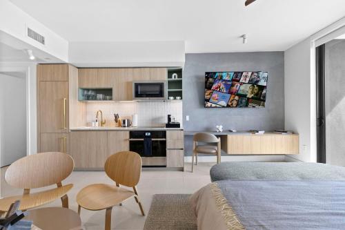 On 47th Floor! Apartment With Top Amenities photo 15