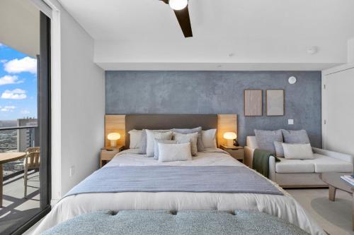 On 47th Floor! Apartment With Top Amenities photo 13