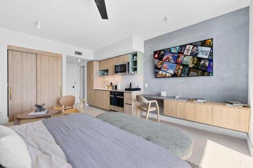 On 47th Floor! Apartment With Top Amenities photo 19