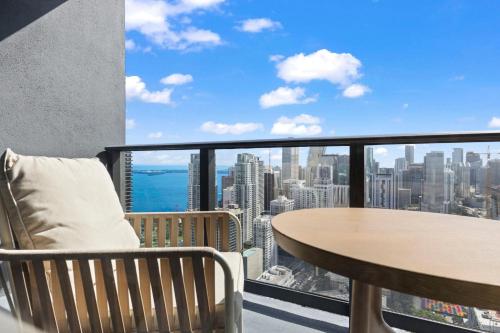 On 47th Floor! Apartment With Top Amenities photo 32