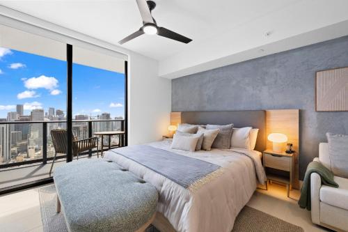 On 47th Floor! Apartment With Top Amenities photo 12