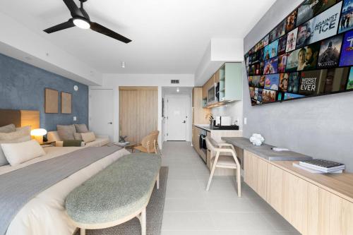 On 47th Floor! Apartment With Top Amenities photo 21
