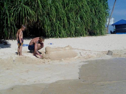 Gäste, die in der Unterkunft Sayuri Beach Hotel übernachten