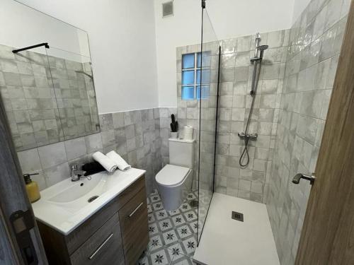 Nature hideaway with private pool, garden & sauna 40 min to City Malaga