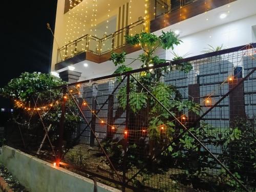 Φωτογραφία από το άλμπουμ του FAMILY SUITES near Purvanchal Expressway Gateway σε Λάκναου