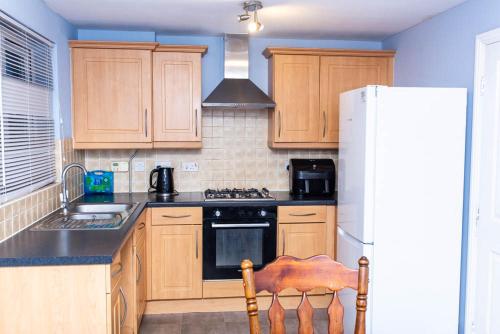 Dapur atau dapur kecil di Amethyst Drive