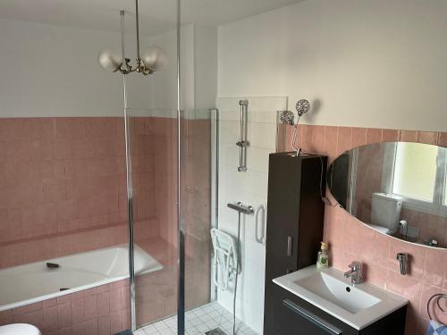 Et badeværelse på Maison familiale pour un agréable séjour
