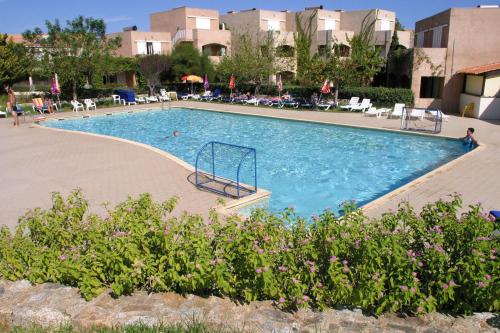 Πισίνα στο ή κοντά στο Les villas Maristella, Argentu