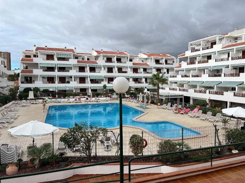 Ocean Light Apartment (100m from the beach)