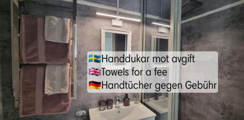 Koupelna v ubytování Mysig 1a med Minispa, 20 min från Kinnekulle
