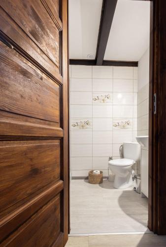 Ένα μπάνιο στο Apartamenty pod Kicarzem
