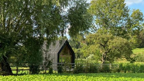 Aed väljaspool majutusasutust Origine Tiny House