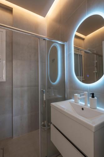 Oculus Kallithea Creators Hub&Suite by Live&Travel