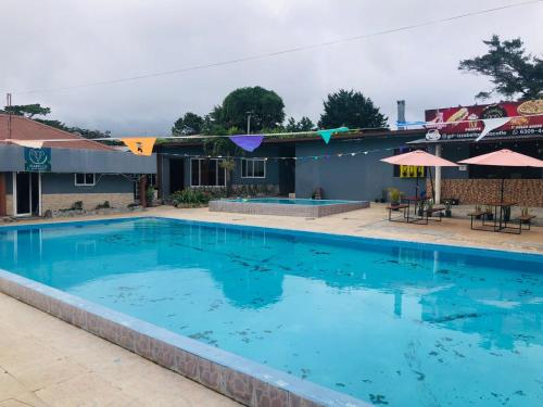 Bazén v ubytování Isabella Hostel and Pool nebo v jeho okolí