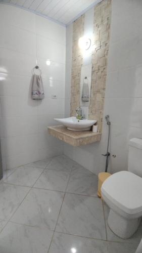 Koupelna v ubytování Casa BECO DAS GARRAFAS