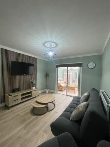 House 246 photo 32