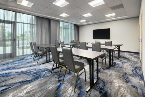 Fairfield by Marriott Inn & Suites Orlando at Millenia photo 40