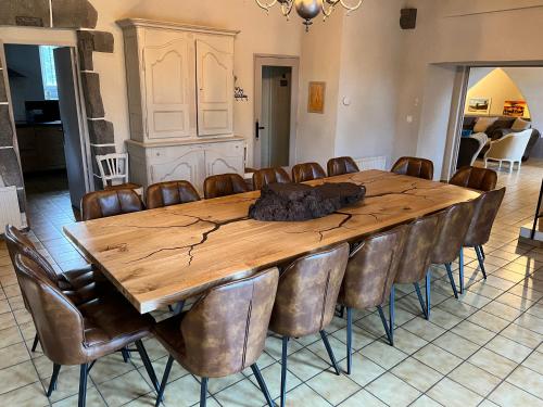 Foto dalla galleria di Le Moulin des Poètes a Malauzat