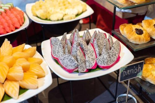 Makanan di atau berdekatan hotel