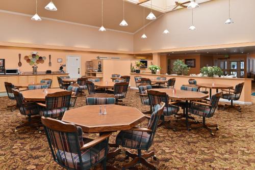 Restaurace v ubytování Fremont Inn