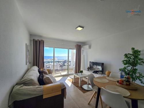 Casa Louie Marie - sea view aircon WiFi VV in Portonovo complex
