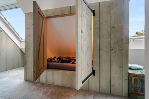 Φωτογραφία από το άλμπουμ του Luxury apartment in farmhouse near Amsterdam σε Ilpendam