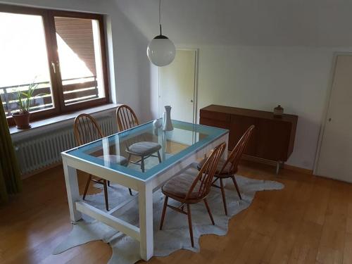 Ruang duduk di Art-Apartment mit Balkon