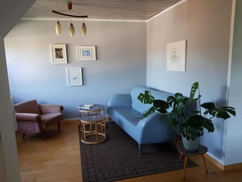 Ruang duduk di Art-Apartment mit Balkon