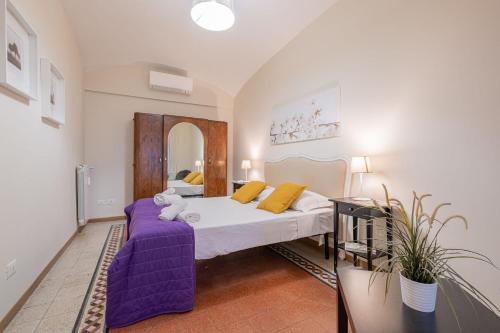 Apartment In Via Merulana Central Rome by Halldis