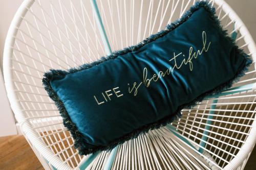 ComeCasa Larga Cosy Studio