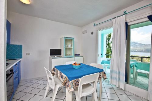 Η κουζίνα ή μικρή κουζίνα στο Apartments in residence with swimming pool in Porto Rotondo