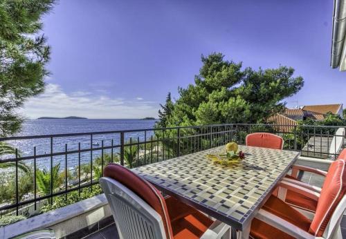 Apartments Lidija