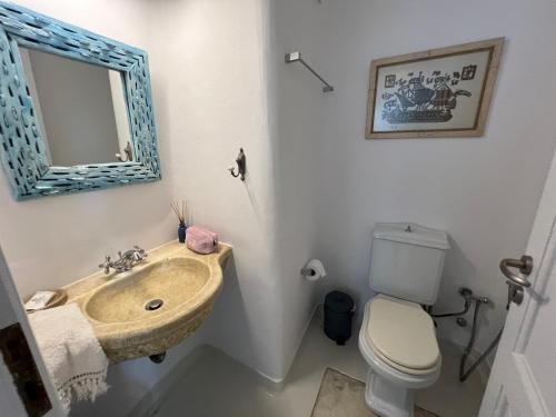 Bilik mandi di Sea View Villa with Private Pool