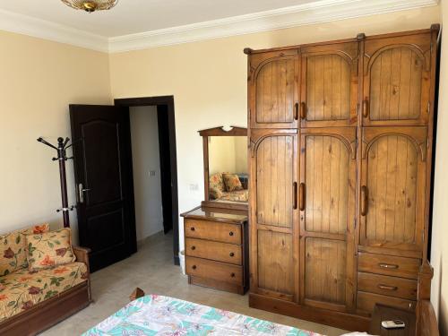 Φωτογραφία από το άλμπουμ του Penthouse in La Vista Bay σε Dawwār Ḩājj as Sayyid Rizq