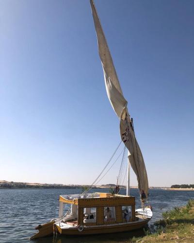 Příroda nedaleko ubytování na lodi
