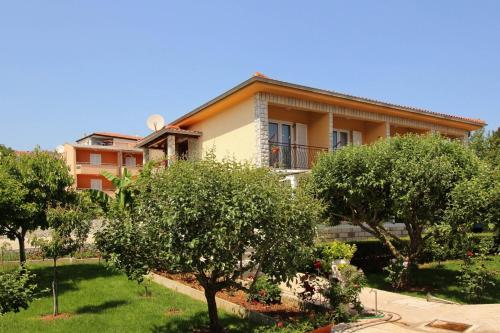 Apartments Nevenka K.