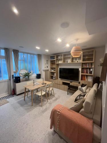 Calm & Charming Atelier in Paris