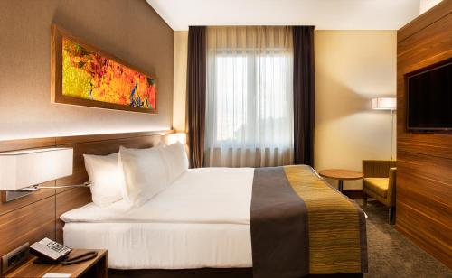Postel nebo postele na pokoji v ubytování Holiday Inn Istanbul - Kadikoy by IHG