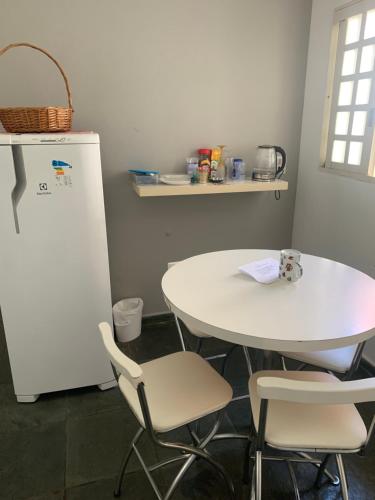Η κουζίνα ή μικρή κουζίνα στο Casa Aconchego