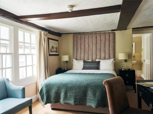 Cama o camas de una habitación en The Talbot Inn